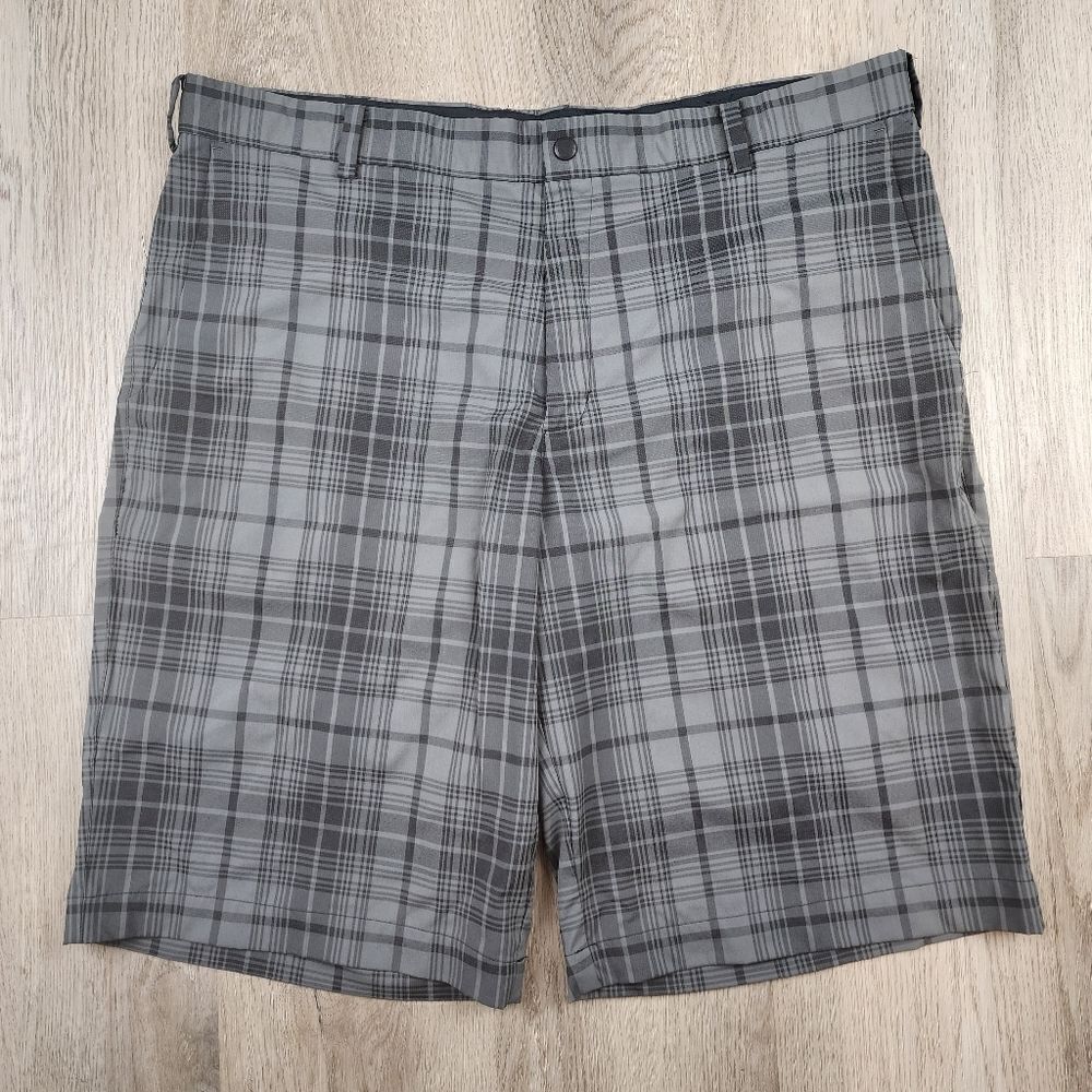 Nike Golf Dri-Fit Tour Performance Shorts size 38